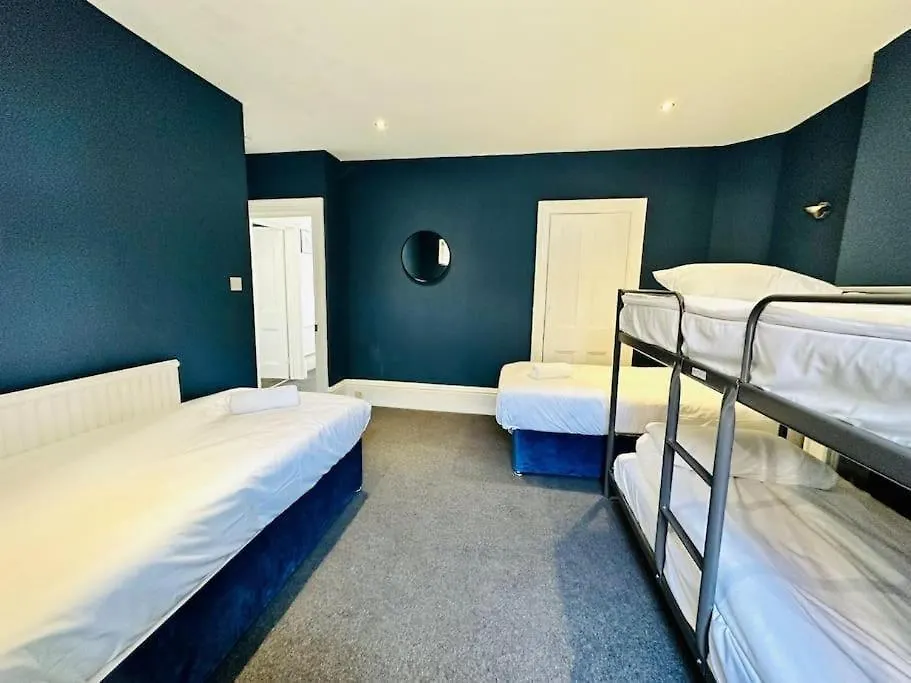 Resturday Central 5 Bedrooms Bn1115Upp Brighton Apartment