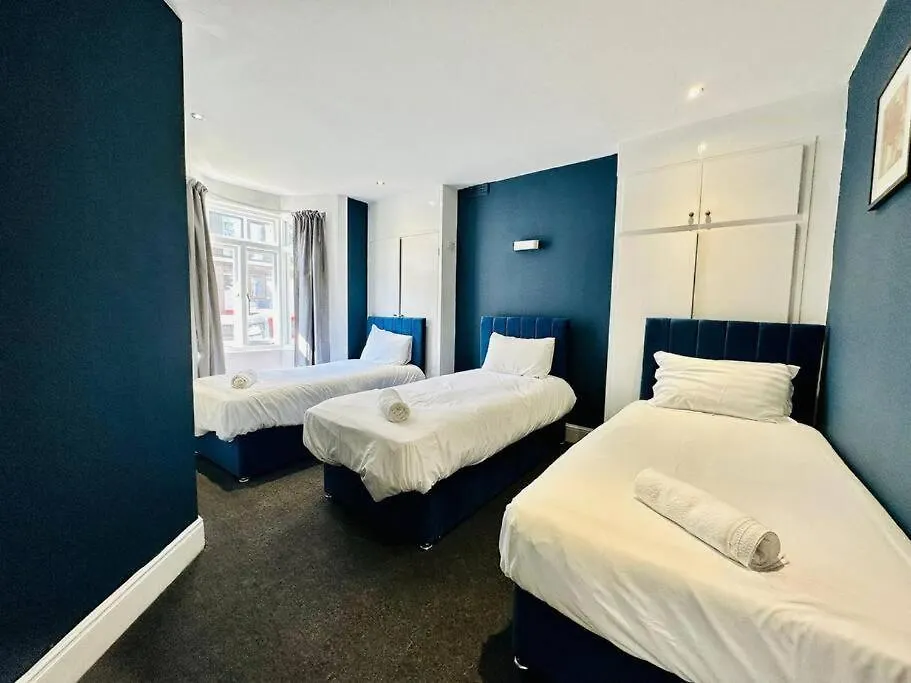 Apartment Resturday Central 5 Bedrooms Bn1115Upp Brighton